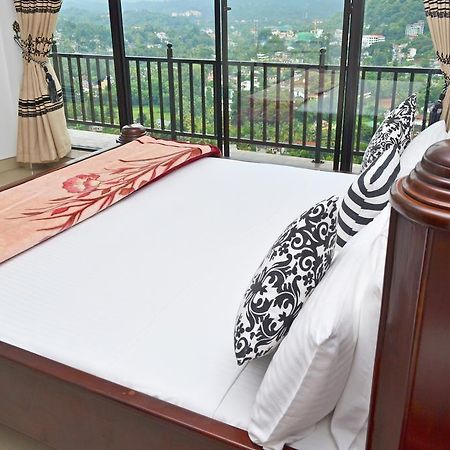 Bed and Breakfast Angel Tower Kandy Exterior foto