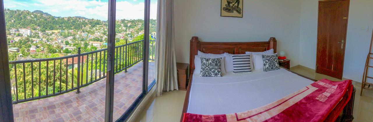 Bed and Breakfast Angel Tower Kandy Exterior foto