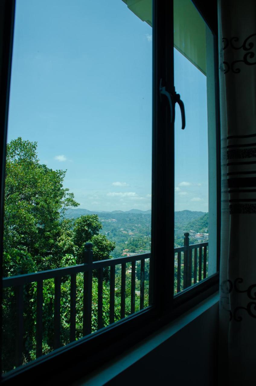 Bed and Breakfast Angel Tower Kandy Exterior foto