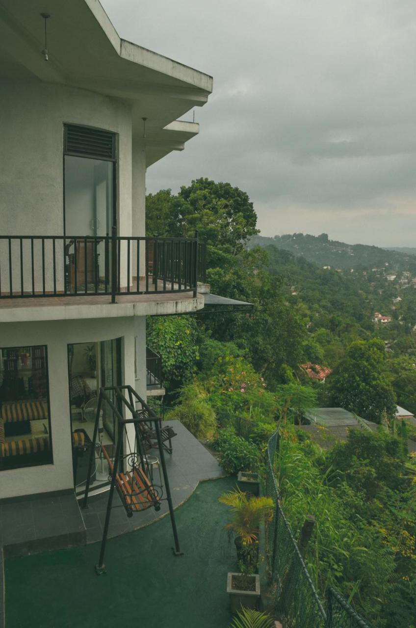 Bed and Breakfast Angel Tower Kandy Exterior foto