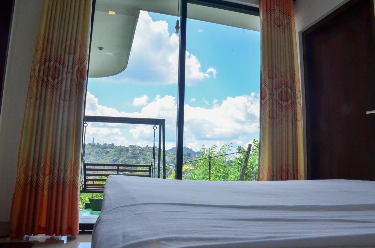 Bed and Breakfast Angel Tower Kandy Exterior foto