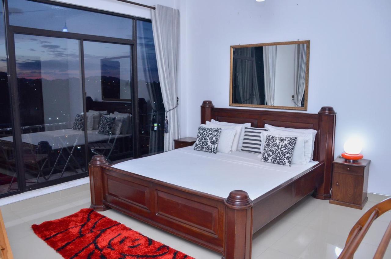 Bed and Breakfast Angel Tower Kandy Exterior foto
